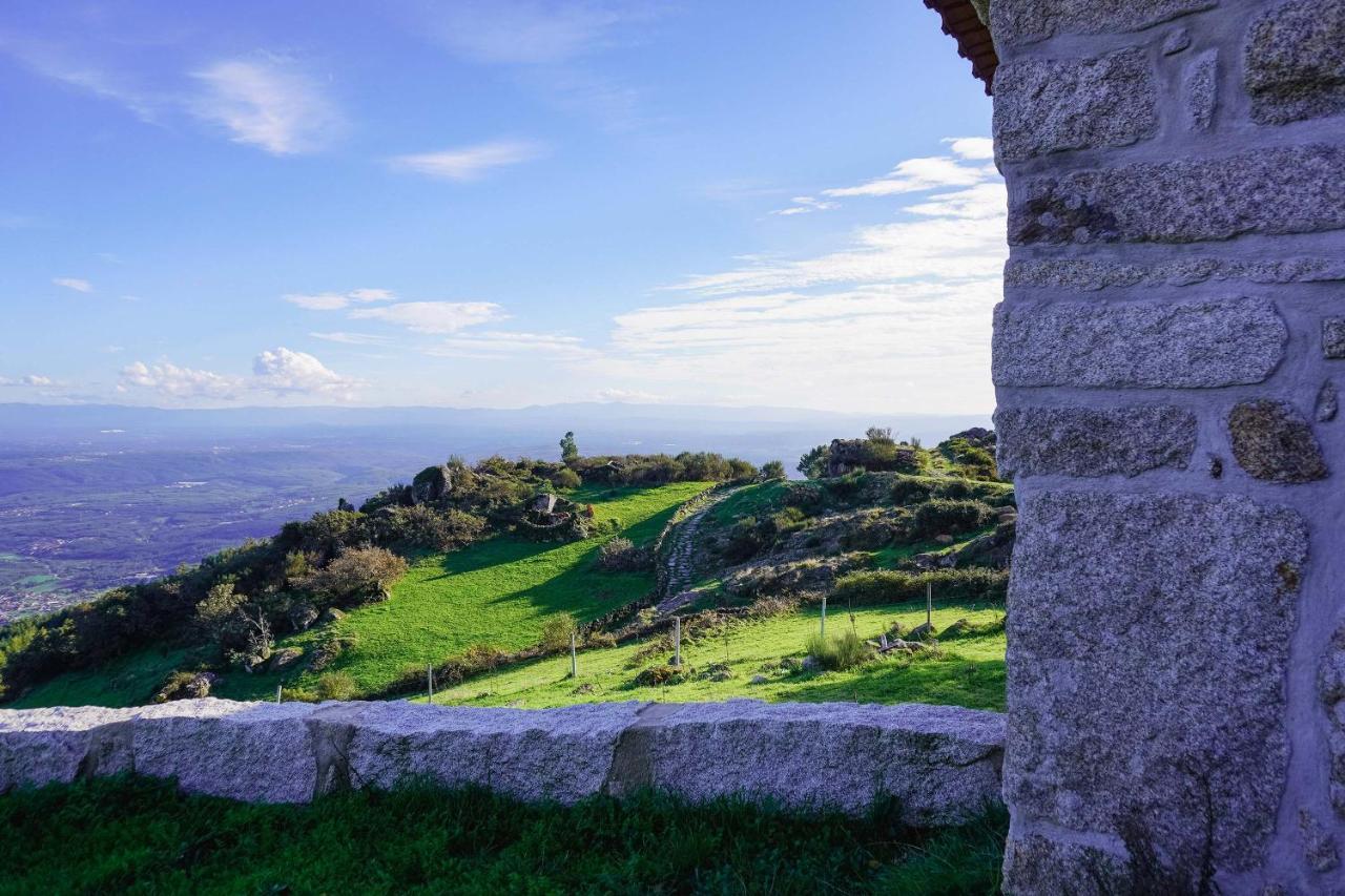O Refugio Da Serra Do *